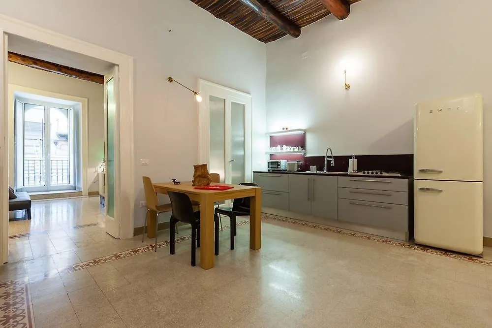 Duomo 22 - Bh 50 Apartment Naples